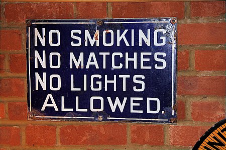 NO SMOKING - click to enlarge